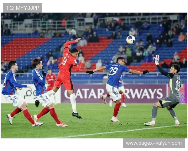 上海海港多哈冬训开启，新援让·克劳德身披8号球衣合练