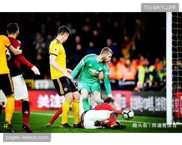 从升班马到争四黑马：科莫本赛季的崛起与挑战